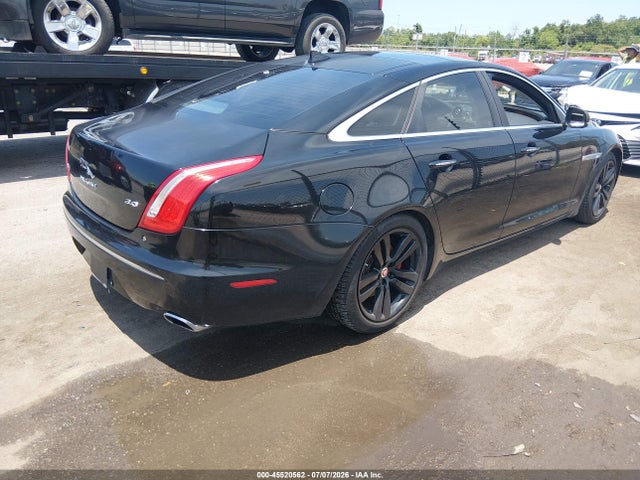 45520562 :رقم المزاد ، SAJWA1CZ2F8V76501 vin ، 2015 Jaguar Xj مزاد بيع