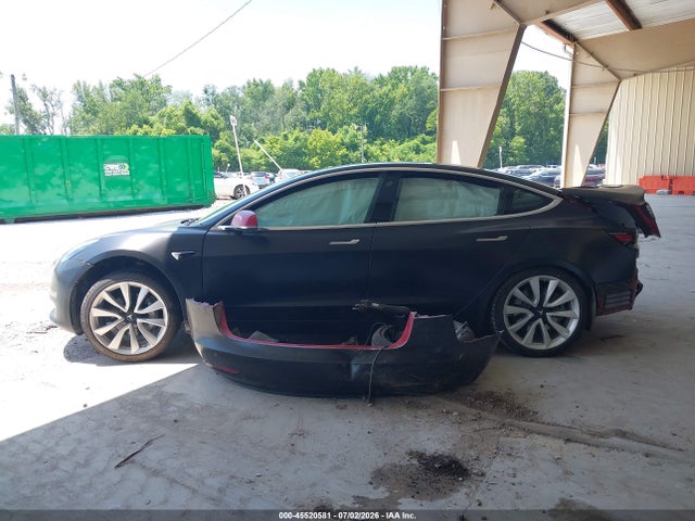 Aukcja sprzedaży 2018 Tesla Model 3 Long Range/mid Range, vin: 5YJ3E1EA4JF032135, numer aukcji: 45520581