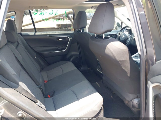 2021 Toyota Rav4 Xle Hybrid მანქანა იყიდება აუქციონზე, vin: 2T3R6RFV7MW016923, აუქციონის ნომერი: 45520597