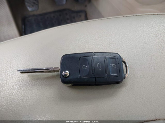 45520607 :رقم المزاد ، 3VWRR31C76M406450 vin ، 2006 Volkswagen New Beetle Tdi مزاد بيع