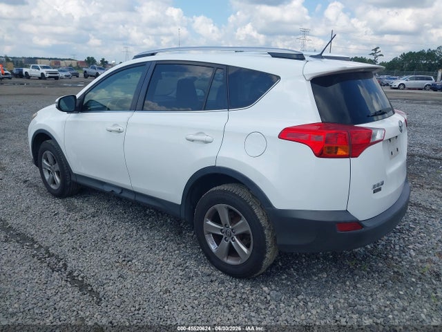 Toyota Rav4 Xle 2015 JTMWFREV4FD066537 Image 3