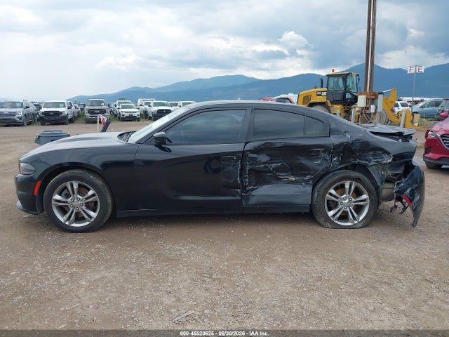 Продаж на аукціоні авто 2015 Dodge Charger Se, vin: 2C3CDXFG8FH810354, номер лоту: 45520625