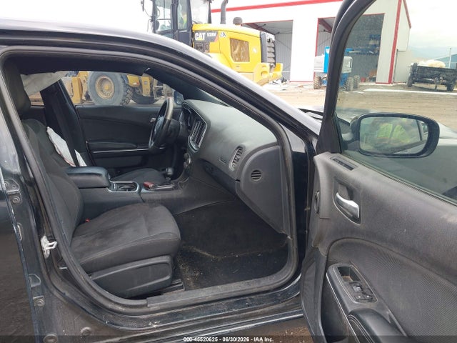 Продаж на аукціоні авто 2015 Dodge Charger Se, vin: 2C3CDXFG8FH810354, номер лоту: 45520625