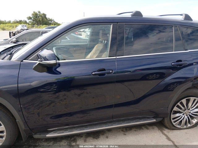 Toyota Highlander Platinum 2021 5TDFZRAH0MS072148 Image 14