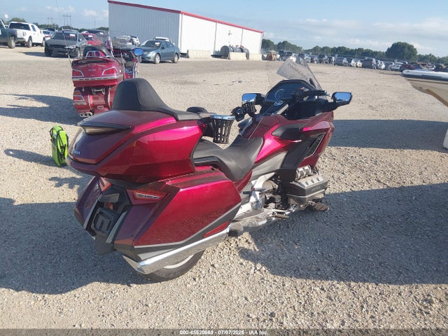 45520669 :رقم المزاد ، JH2SC7957JK004065 vin ، 2018 Honda Gl1800 D مزاد بيع