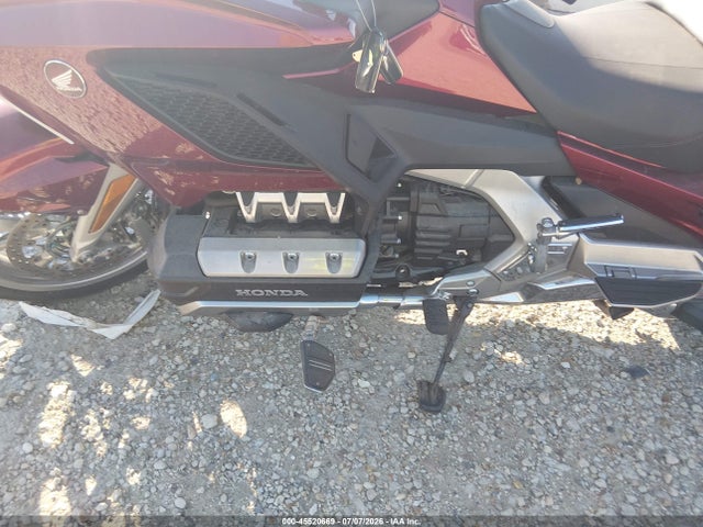 45520669 :رقم المزاد ، JH2SC7957JK004065 vin ، 2018 Honda Gl1800 D مزاد بيع