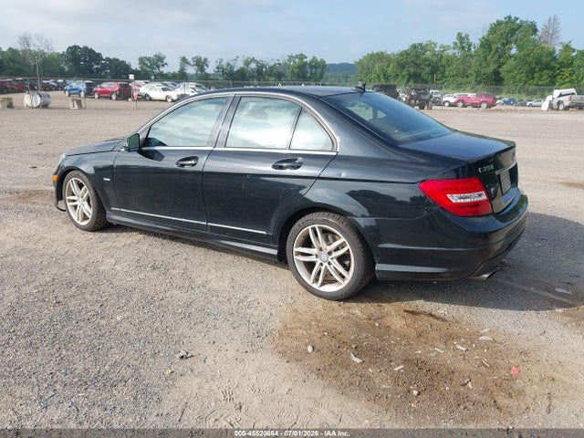 Продажа на аукционе авто 2012 Mercedes-benz C 250 Luxury/sport, vin: WDDGF4HB6CA655360, номер лота: 45520684