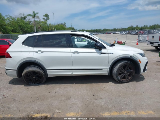 45520690 :رقم المزاد ، 3VVCB7AX3RM020282 vin ، 2024 Volkswagen Tiguan 2.0t Se R-line Black مزاد بيع