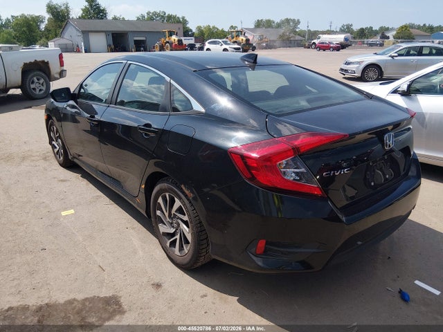Продажа на аукционе авто 2018 Honda Civic Ex, vin: 19XFC2F77JE043924, номер лота: 45520786