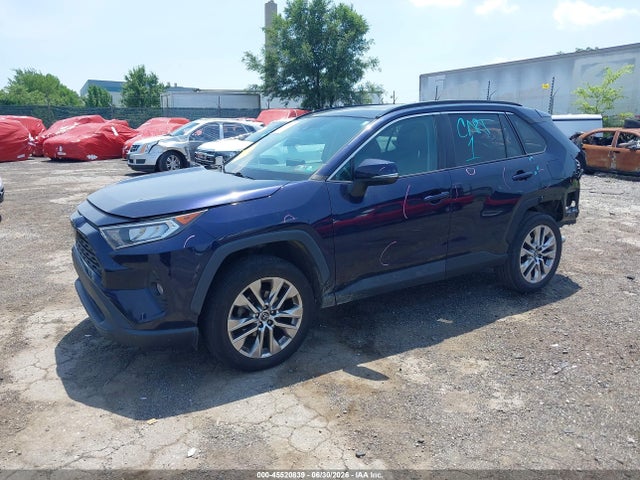 Toyota Rav4 Xle Premium 2019 2T3A1RFV2KW010620 Image 2