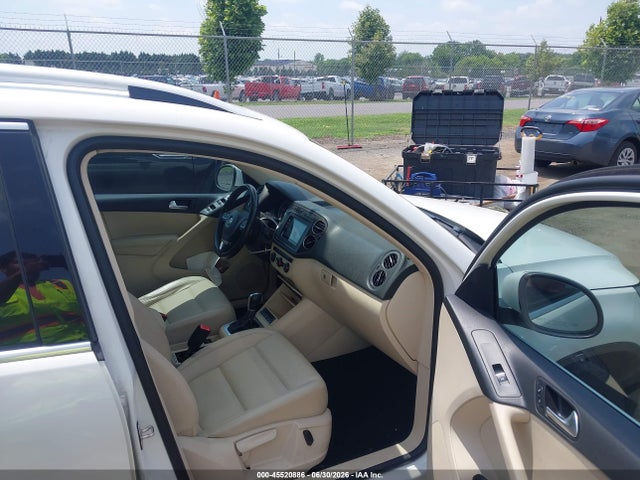 Продаж на аукціоні авто 2013 Volkswagen Tiguan Se, vin: WVGAV3AX7DW563015, номер лоту: 45520886