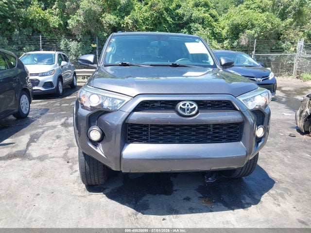 45520895 :رقم المزاد ، JTEBU5JR0K5659575 vin ، 2019 Toyota 4runner Sr5 Premium مزاد بيع