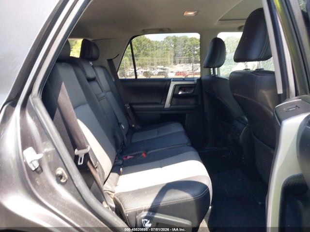 45520895 :رقم المزاد ، JTEBU5JR0K5659575 vin ، 2019 Toyota 4runner Sr5 Premium مزاد بيع