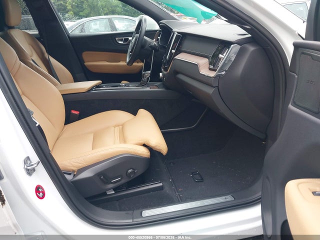 Aukcja sprzedaży 2019 Volvo Xc60 T5 Inscription, vin: LYV102RLXKB184284, numer aukcji: 45520966