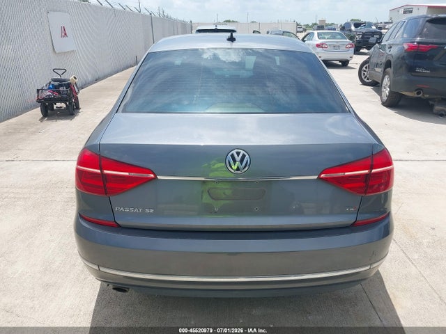 1VWBS7A35GC059037 Volkswagen Passat 1.8t Se