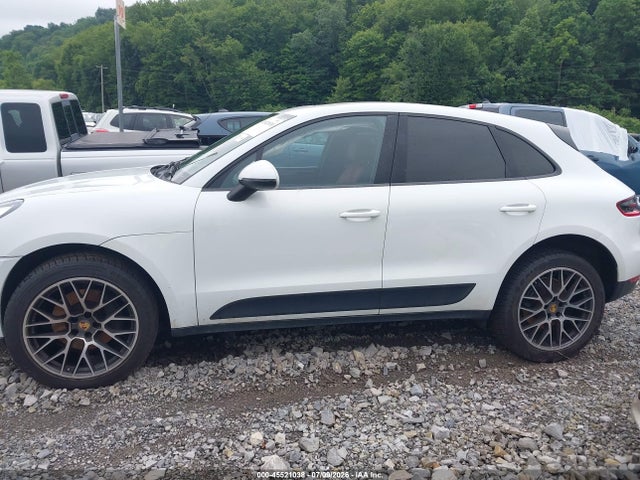 45521038 :رقم المزاد ، WP1AA2A50JLB11007 vin ، 2018 Porsche Macan مزاد بيع