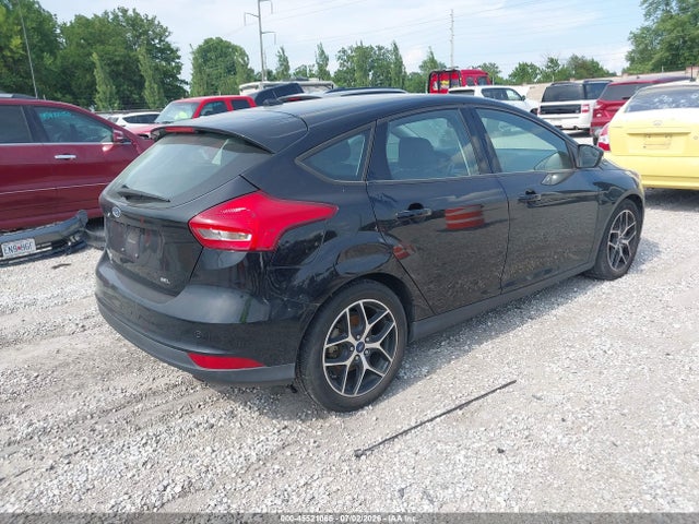 Ford FOCUS SEL 2018 1FADP3M24JL223397 Image 4
