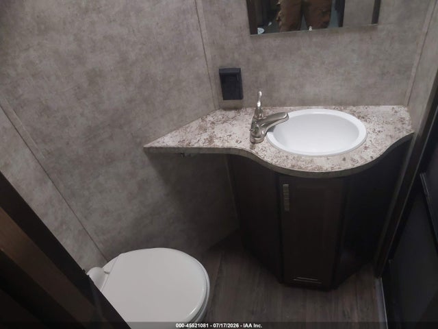 Highland Ridge Other 2019 58TCH0BV3K3XJ3079 Image 16