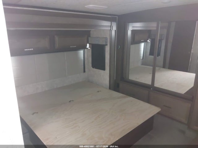Highland Ridge Other 2019 58TCH0BV3K3XJ3079 Image 7