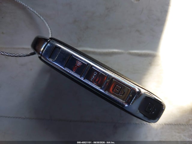 5XXG14J2XNG125404 KIA K5 LXS