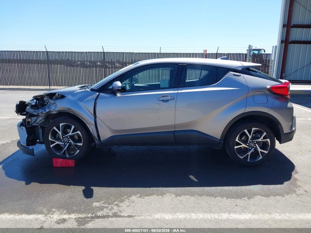 Toyota C-HR XLE 2018 NMTKHMBX4JR050075 Image 15