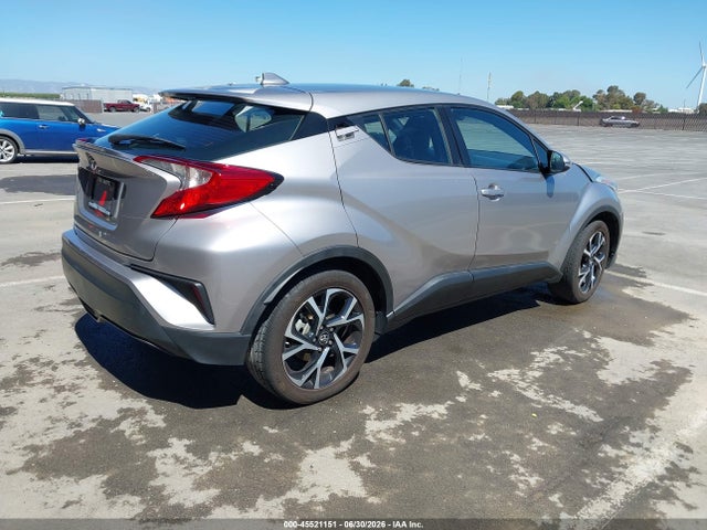Toyota C-HR XLE 2018 NMTKHMBX4JR050075 Image 4