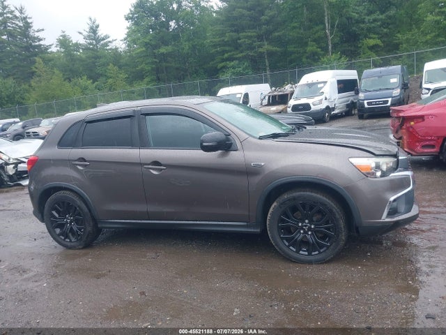 JA4AR3AU1HZ037444 Mitsubishi Outlander Sport 2.0 Le