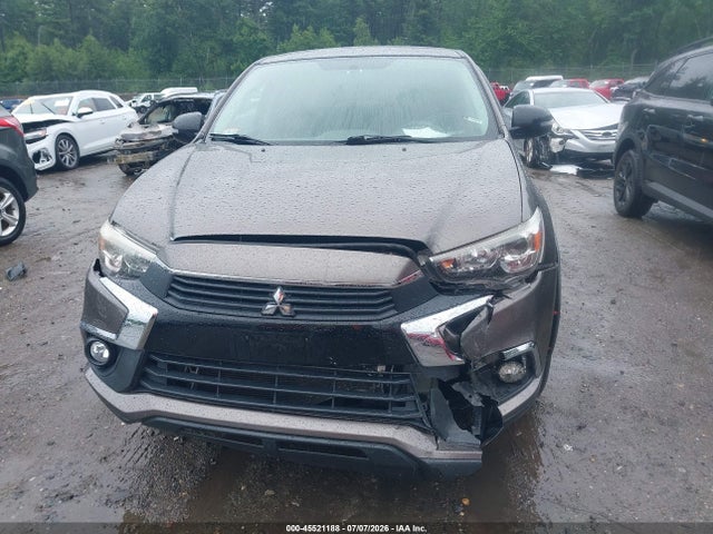 JA4AR3AU1HZ037444 Mitsubishi Outlander Sport 2.0 Le