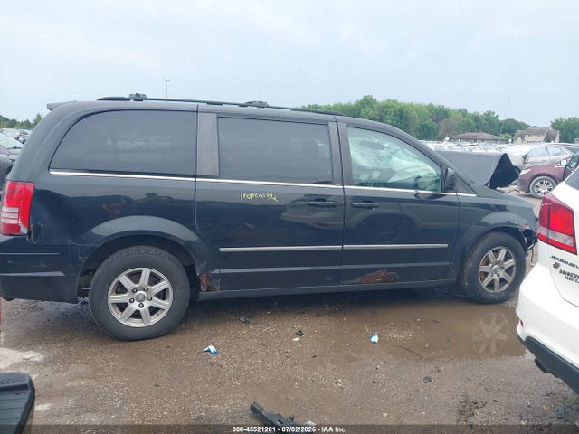 Aukcja sprzedaży 2010 Chrysler Town & Country Touring Plus, vin: 2A4RR8D14AR496047, numer aukcji: 45521201