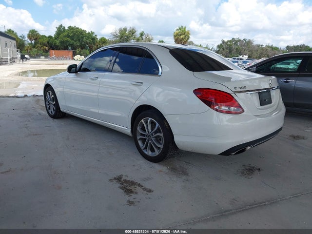 2018 Mercedes-benz C 300 4matic მანქანა იყიდება აუქციონზე, vin: 55SWF4KB8JU238324, აუქციონის ნომერი: 45521204