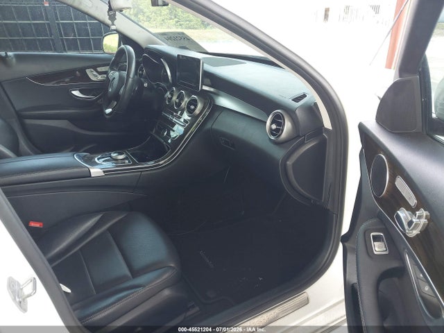 2018 Mercedes-benz C 300 4matic მანქანა იყიდება აუქციონზე, vin: 55SWF4KB8JU238324, აუქციონის ნომერი: 45521204