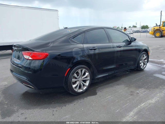 45521209 :رقم المزاد ، 1C3CCCBB0GN132469 vin ، 2016 Chrysler 200 S مزاد بيع