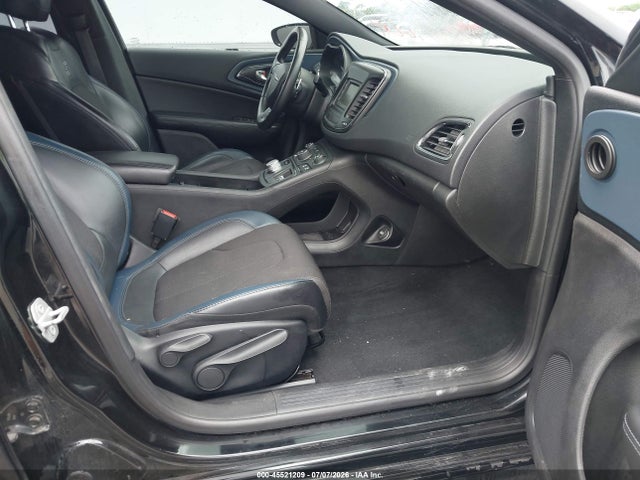 45521209 :رقم المزاد ، 1C3CCCBB0GN132469 vin ، 2016 Chrysler 200 S مزاد بيع