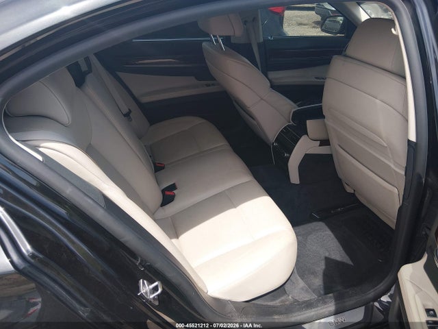 45521212 :رقم المزاد ، WBAKC6C5XBC394521 vin ، 2011 Bmw 750i Xdrive مزاد بيع