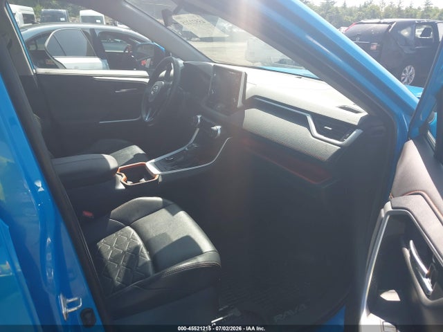 2T3J1RFV2MW210772 Toyota Rav4 Adventure