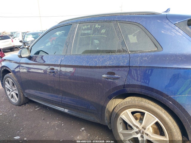45521223 :رقم المزاد ، WA1BNAFY0K2037077 vin ، 2019 Audi Q5 45 Premium مزاد بيع