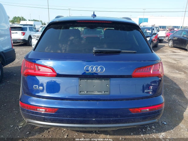 45521223 :رقم المزاد ، WA1BNAFY0K2037077 vin ، 2019 Audi Q5 45 Premium مزاد بيع