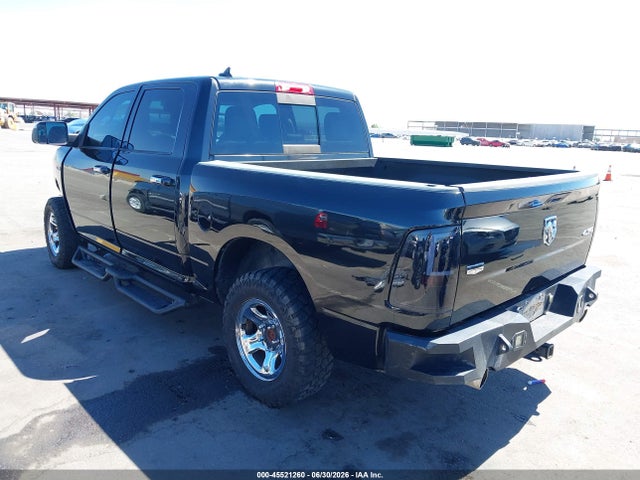 1C6RR7NM7HS882907 RAM 1500 Laramie 4x4 5&#039;7 Box
