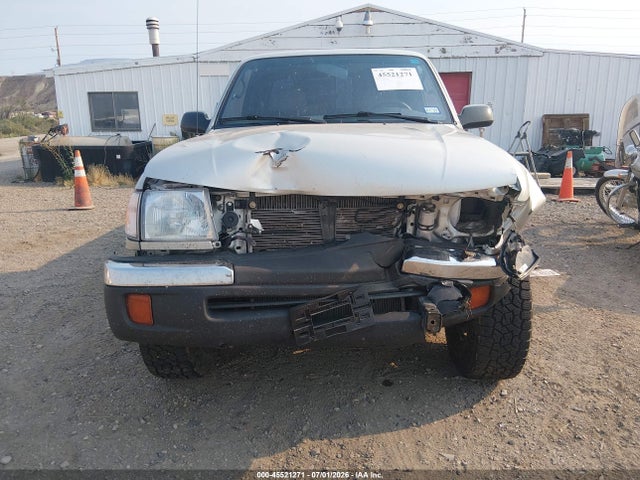 45521271 :رقم المزاد ، 4TASN92N1YZ620740 vin ، 2000 Toyota Tacoma Prerunner V6 مزاد بيع