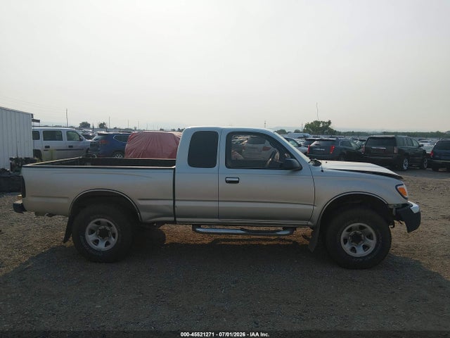 45521271 :رقم المزاد ، 4TASN92N1YZ620740 vin ، 2000 Toyota Tacoma Prerunner V6 مزاد بيع
