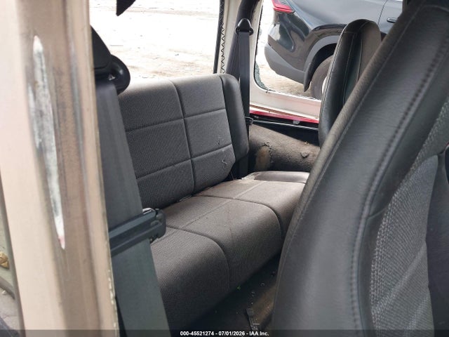 45521274 :رقم المزاد ، 1J4FA49S0YP804962 vin ، 2000 Jeep Wrangler Sport مزاد بيع