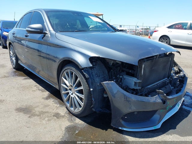 55SWF4KB3FU021996 Mercedes-Benz C 300 Sport 4matic