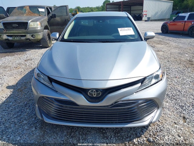 4T1B11HK5JU090480 Toyota CAMRY XLE