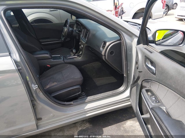 45521313 :رقم المزاد ، 2C3CDXBG6KH717509 vin ، 2019 Dodge Charger Sxt Rwd مزاد بيع