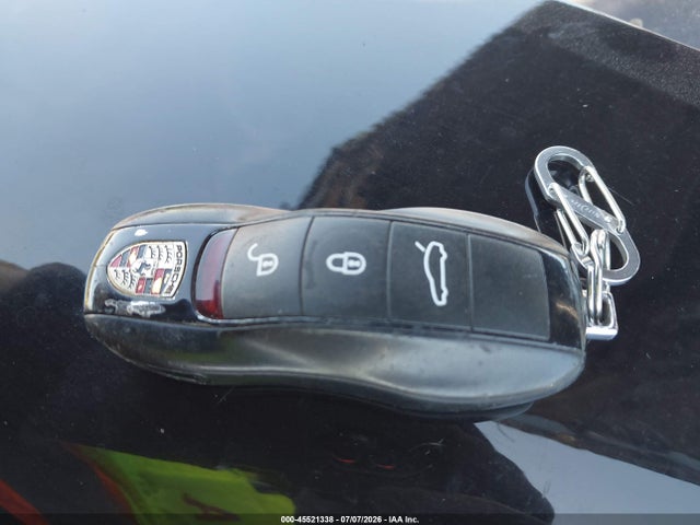 2015 Porsche Panamera E-hybrid S მანქანა იყიდება აუქციონზე, vin: WP0AD2A79FL040892, აუქციონის ნომერი: 45521338