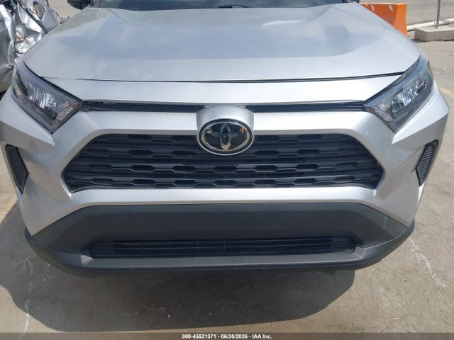 2T3H1RFVXRW328056 Toyota RAV4 LE