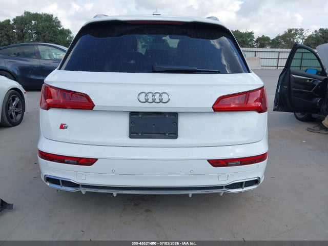 45521400 :رقم المزاد ، WA1C4AFY5J2223977 vin ، 2018 Audi Sq5 3.0t Premium Plus مزاد بيع