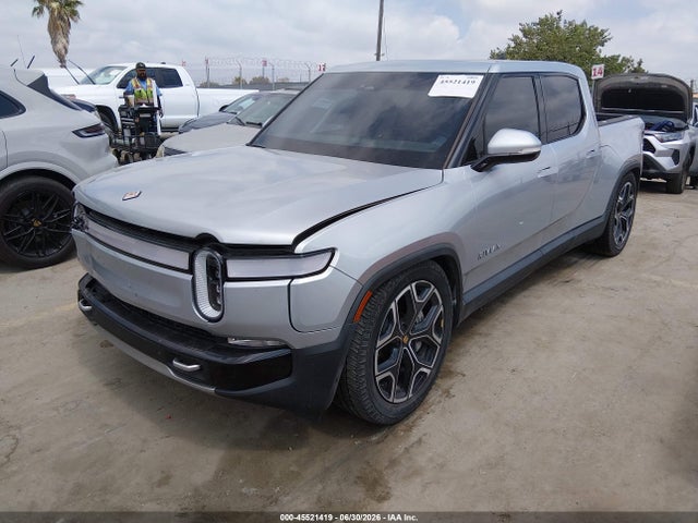Rivian R1t Adventure Dual Motor Max Pack/adventure Dual Motor Perf Max Pack 2024 7FCTGCAA9RN030366 Image 2