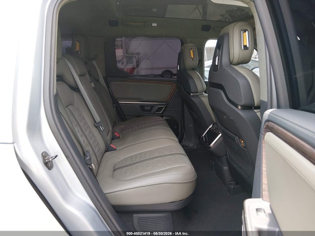 Rivian R1t Adventure Dual Motor Max Pack/adventure Dual Motor Perf Max Pack 2024 7FCTGCAA9RN030366 Image 8