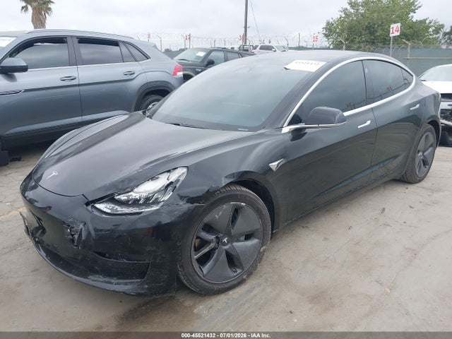 Tesla Model 3 Long Range Dual Motor All-wheel Drive 2020 5YJ3E1EB2LF599990 Image 2